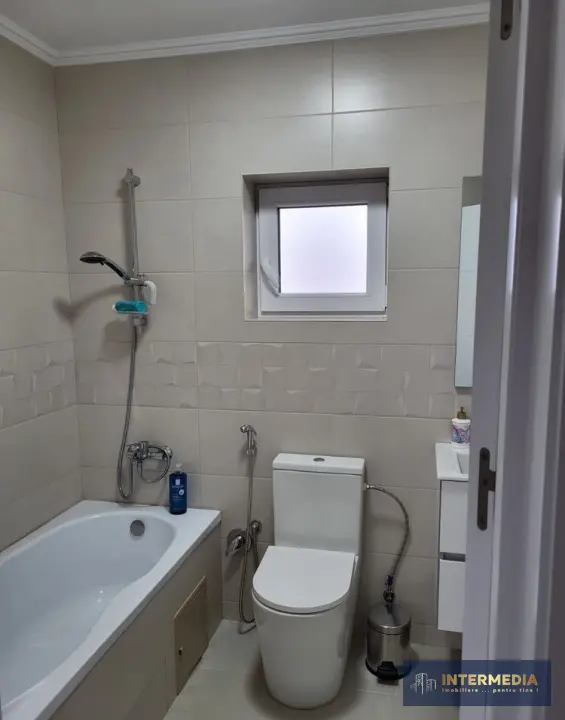 Casa noua de vanzare 4 camere in Alba Iulia zona foarte buna, fotografia 5