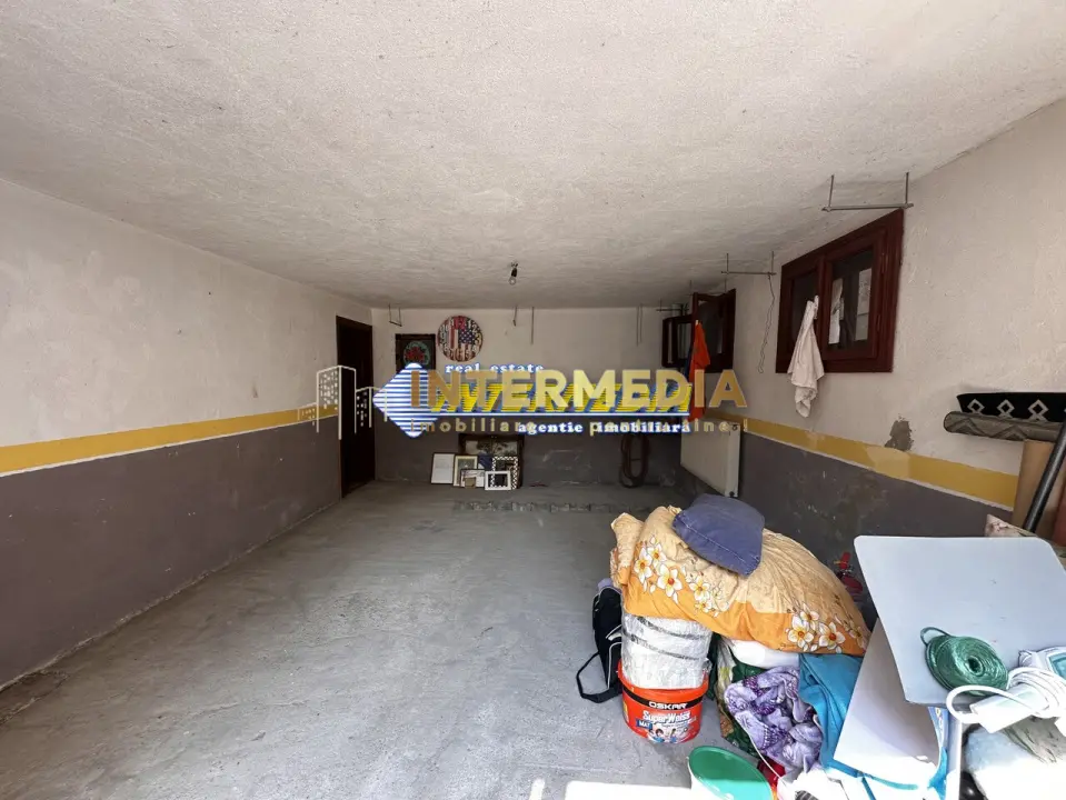 Vanzare Casa D+P+2E+Pod cu 10 camere, garaj si curte în zona Cetate, Alba Iulia, fotografia 12