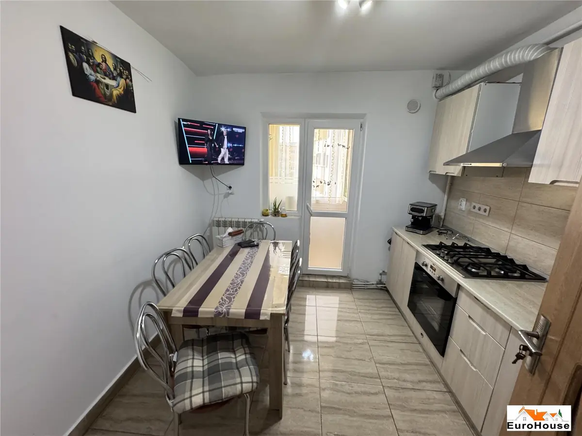 Apartament cu 2 camere de vânzare în Alba Iulia, zona Ampoi 3, fotografia 8