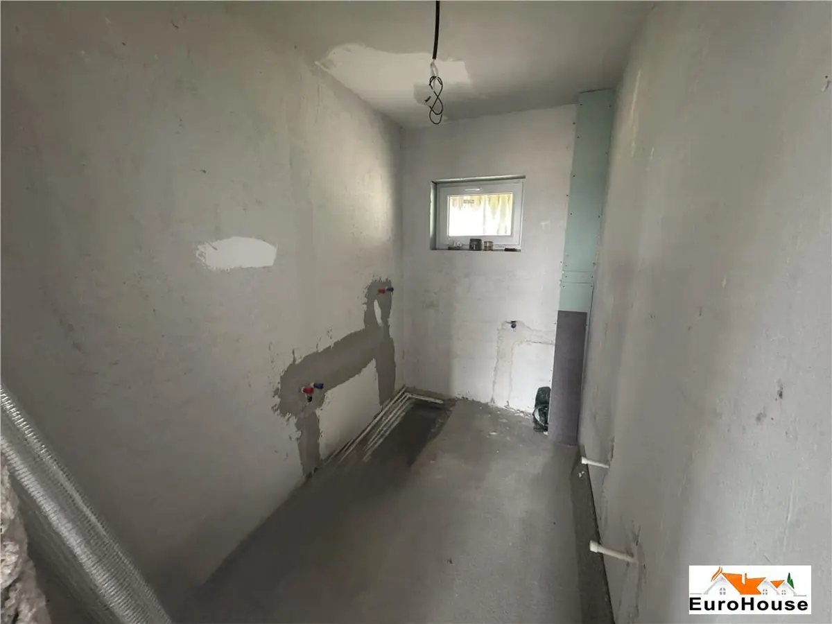 Casă de vânzare în Alba Iulia, zona Micești, 170 mp utili și teren de 390 mp, fotografia 10