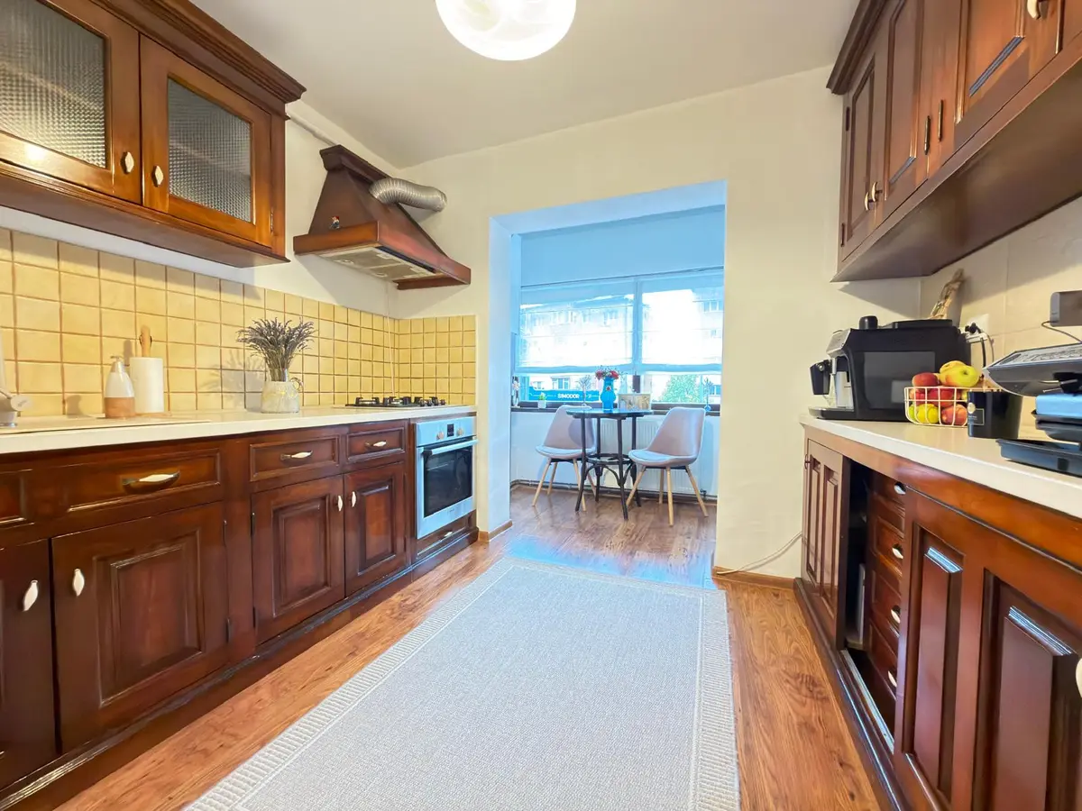 Apartament cu 3 camere decomandate, 68 mp, etaj 1, Ampoi 3, Alba Iulia, fotografia 2