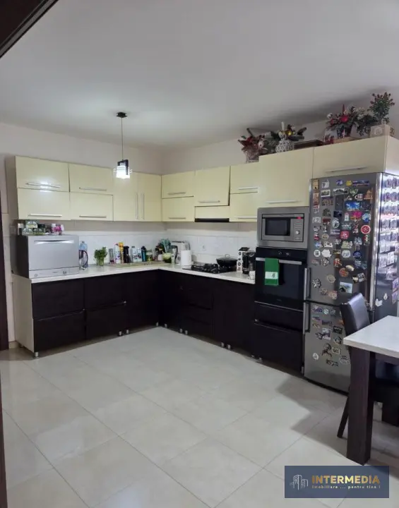 Casa 3 camere P+1 CETATE Alba Micesti Terasa 500 mp. Teren Asfalt Utilitati, fotografia 8