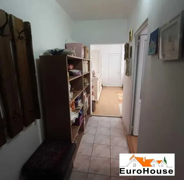 Apartament cu 3 camere de vânzare în Alba Iulia, zona Cetate, fotografia 4