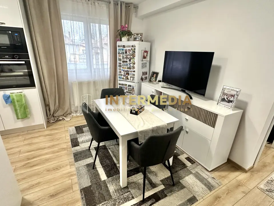 APARTAMENT 3 CAMERE, BLOC NOU, GARAJ, BALCON, FINISAT, MOBILAT, fotografia 9