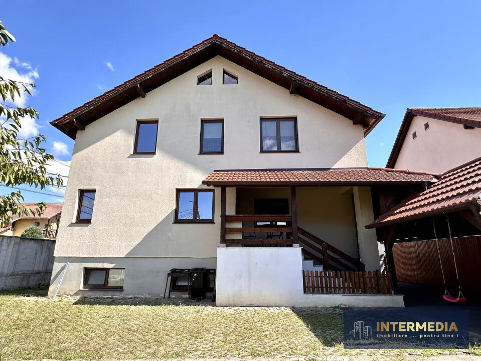 Casă în Alba Iulia, 5 camere, 3 băi, mobilată și utilată, teren 427 mp, fotografia 10