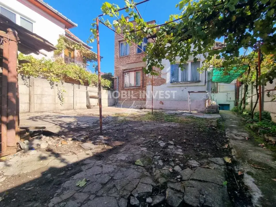 Casă individuală în Centru, Alba Iulia, 134 mp utili, 203 mp teren, fotografia 1