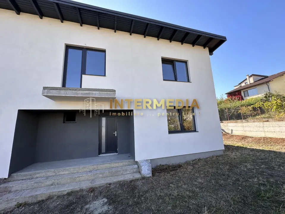 CASA NOUA, DE VANZARE, 120 MP, CETATE, FINISATA LA CHEIE, 4 CAMERE, fotografia 4