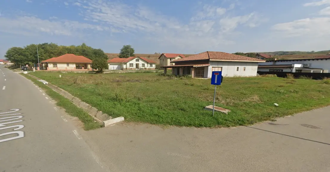 Casă individuală semifinisată, 200 mp utili, teren 743 mp, Ciugud, fotografia 3