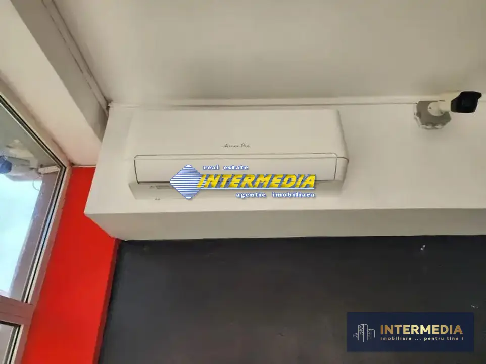 Vanzare Spatiu comercial 140 mp patrati in Cetate Bulevard cu vad foarte bun, fotografia 7