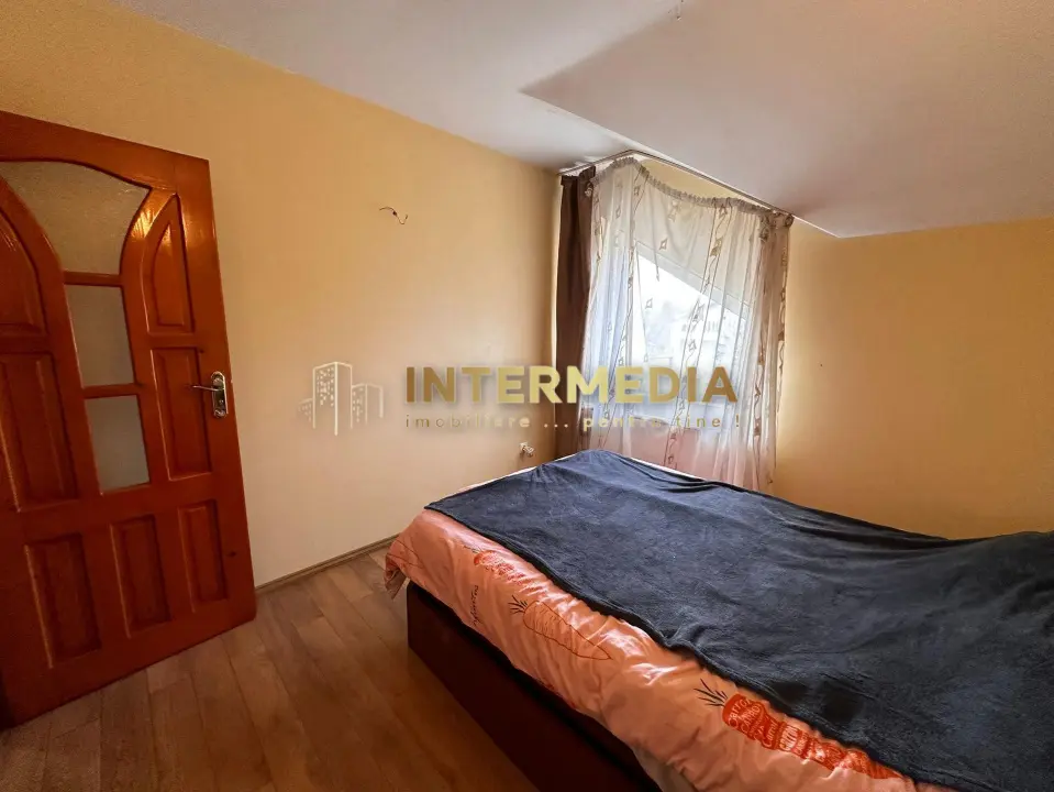 Casa in Centru finisata, mobilata, utilata complet, fotografia 11