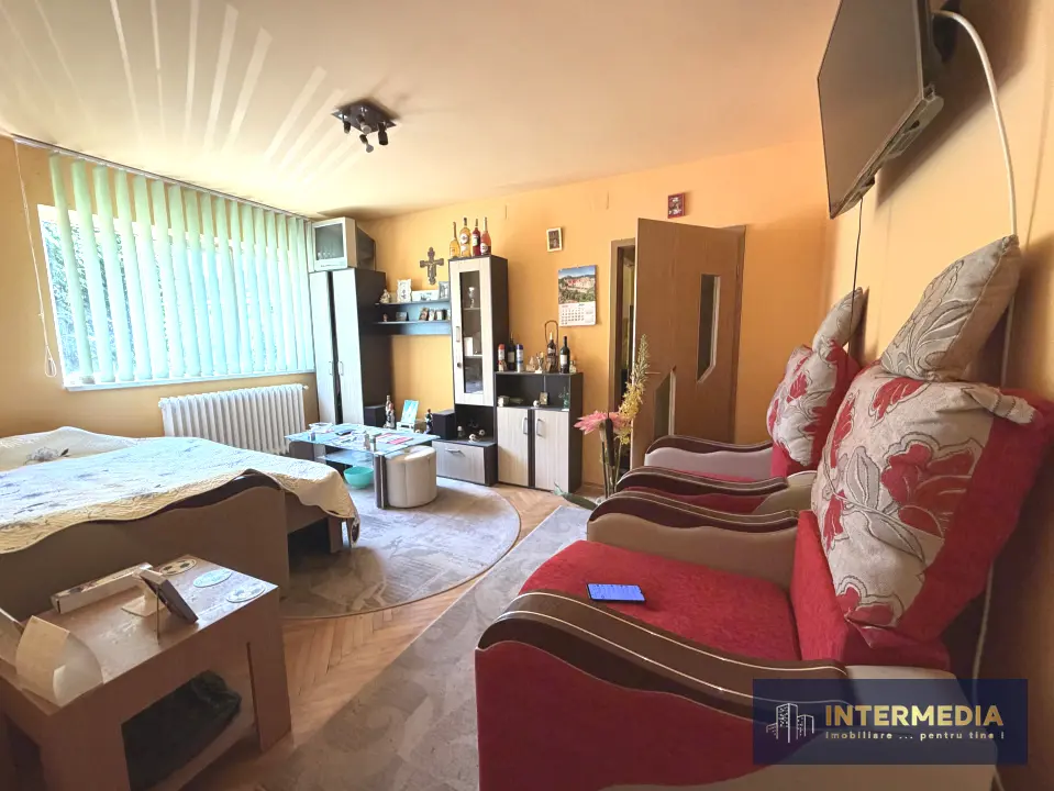 Apartament cu 2 camere semidecomandat, zona Cetate, Alba Iulia, fotografia 1