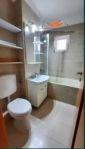 Apartament cu 3 camere decomandat, etaj 1, mobilat și utilat, în Cetate, fotografia 6