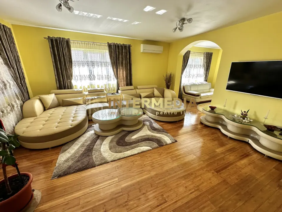Casa D+P+M cu garaj teren 400 mp finisata utilata mobilata asfal CETATE Giro, fotografia 13