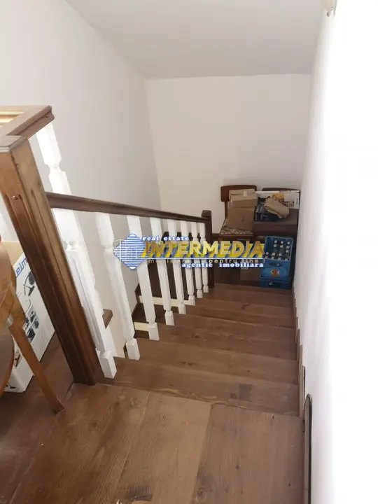 Casa de vanzare renovata complet in Alba Iulia zona Centru 1200 mp Teren, fotografia 8