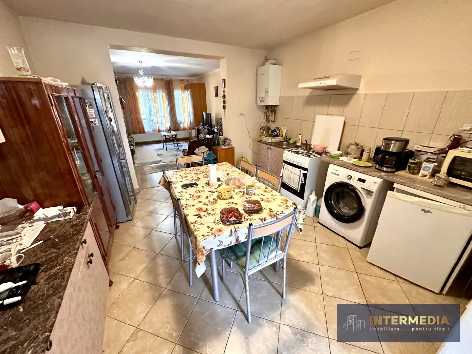 Casă pe parter în Alba Iulia, 3 camere, teren 625 mp, fotografia 5