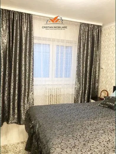 Apartament cu 2 camere decomandat, mobilat și utilat, Alba Iulia, zona Cetate, fotografia 3