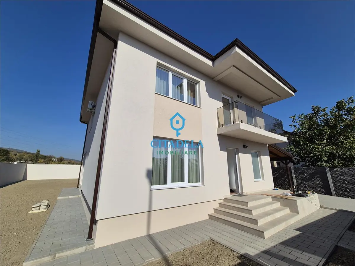 Casă individuală nouă de vânzare în Cetate, Alba Iulia, 208 mp utili, teren 523 mp, fotografia 1