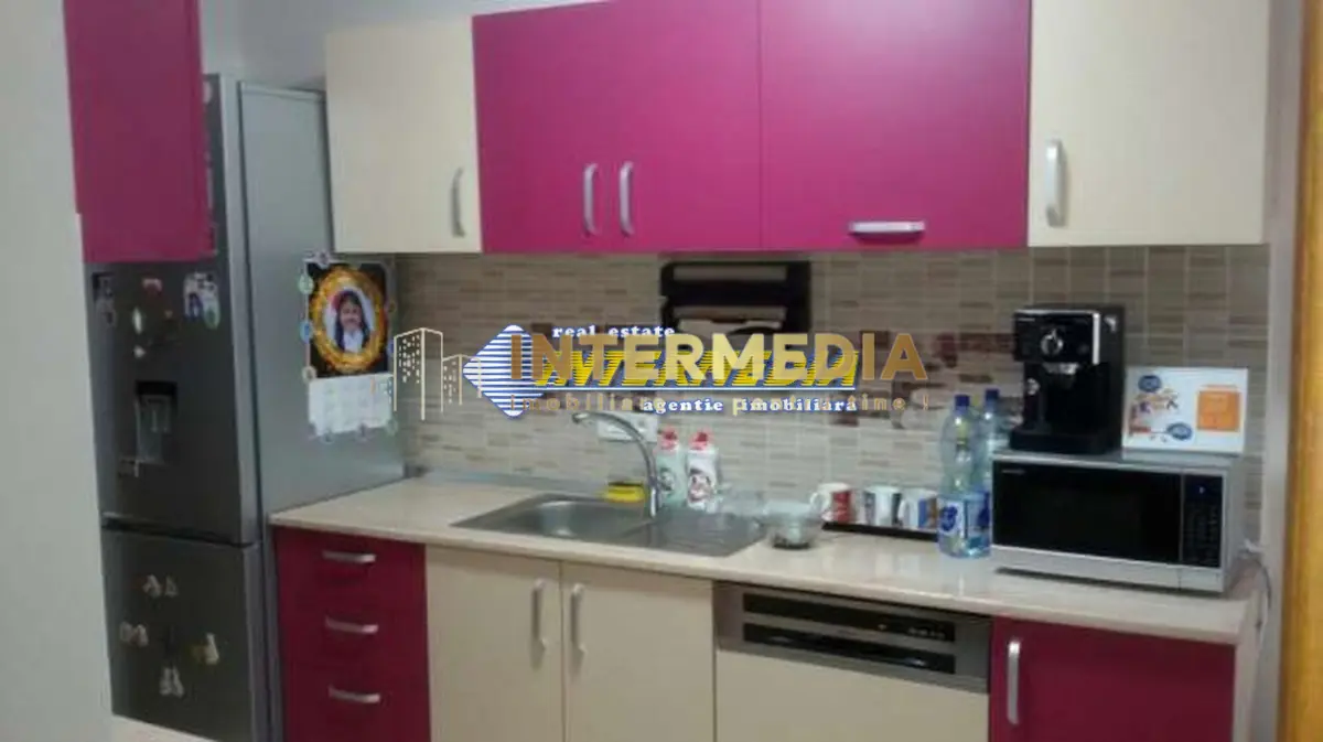 Apartament 4 camere de vanzare etaj 2 in Alba Iulia mobilat utilat, fotografia 8
