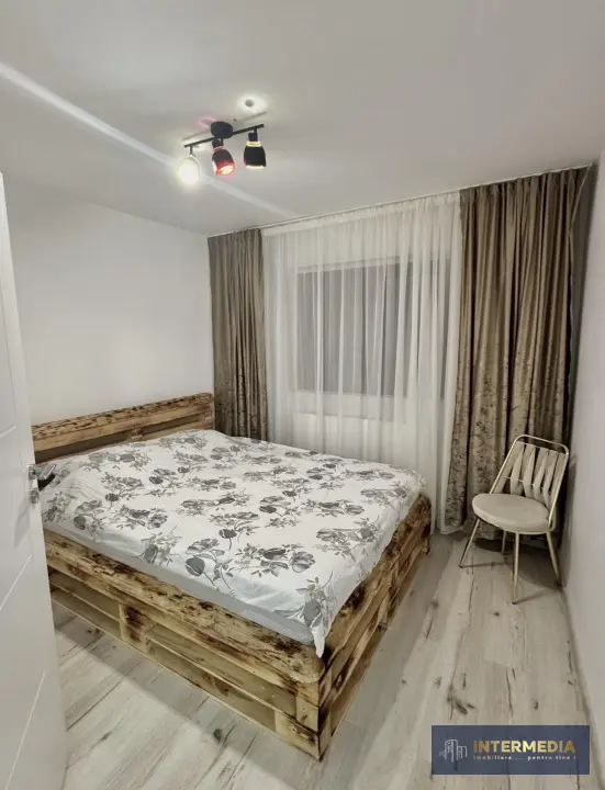 Apartament 3 camere, Ultrafinisat, 1 Baie, 1 Balcon, 65 mp, CETATE PIATA, fotografia 6