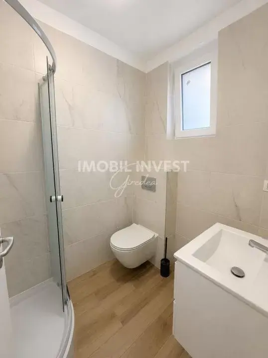 Casă înșiruită de vânzare, 4 camere, 120 mp utili, Bărăbanț, Alba Iulia, fotografia 7