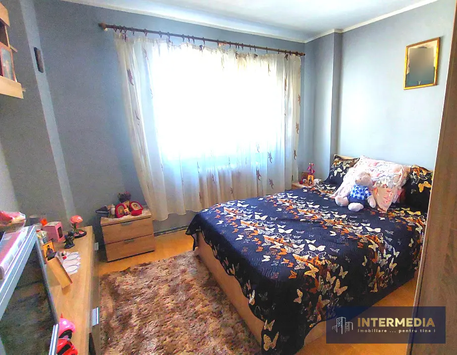 Apartament decomandat cu 4 camere și 2 băi, în Alba Iulia, zona Cetate, fotografia 8
