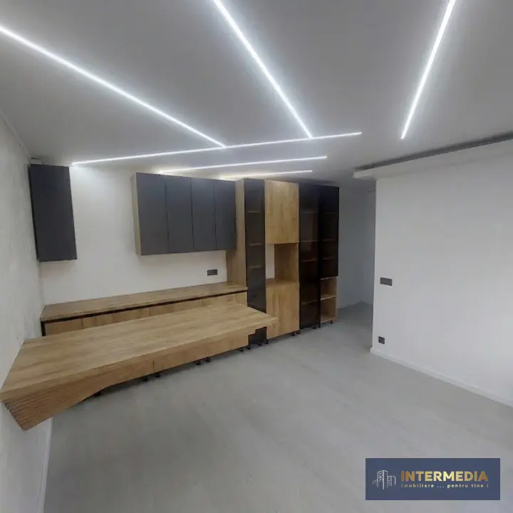 Apartament cu 2 camere in CETATE, etaj intermediar, finisat si mobilat modern, fotografia 2
