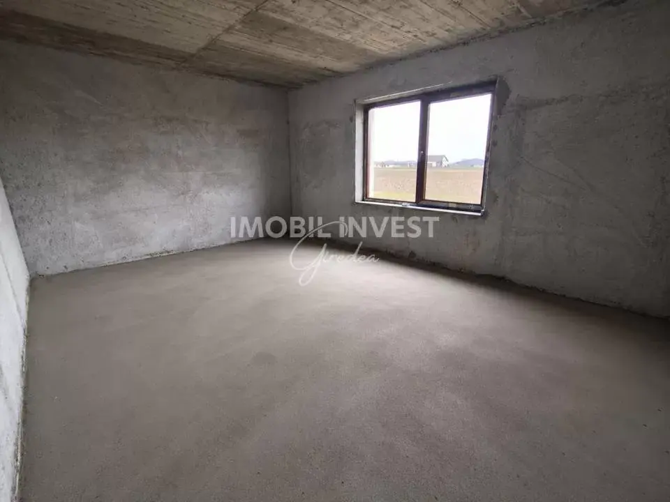 Casă individuală cu 4 camere, 174 mp utili, 300 mp teren, Partoș, fotografia 3