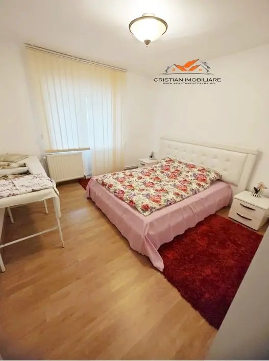 Apartament cu 3 camere decomandat, etaj 1, finisat, mobilat și utilat, zona Sub Stadion, fotografia 3