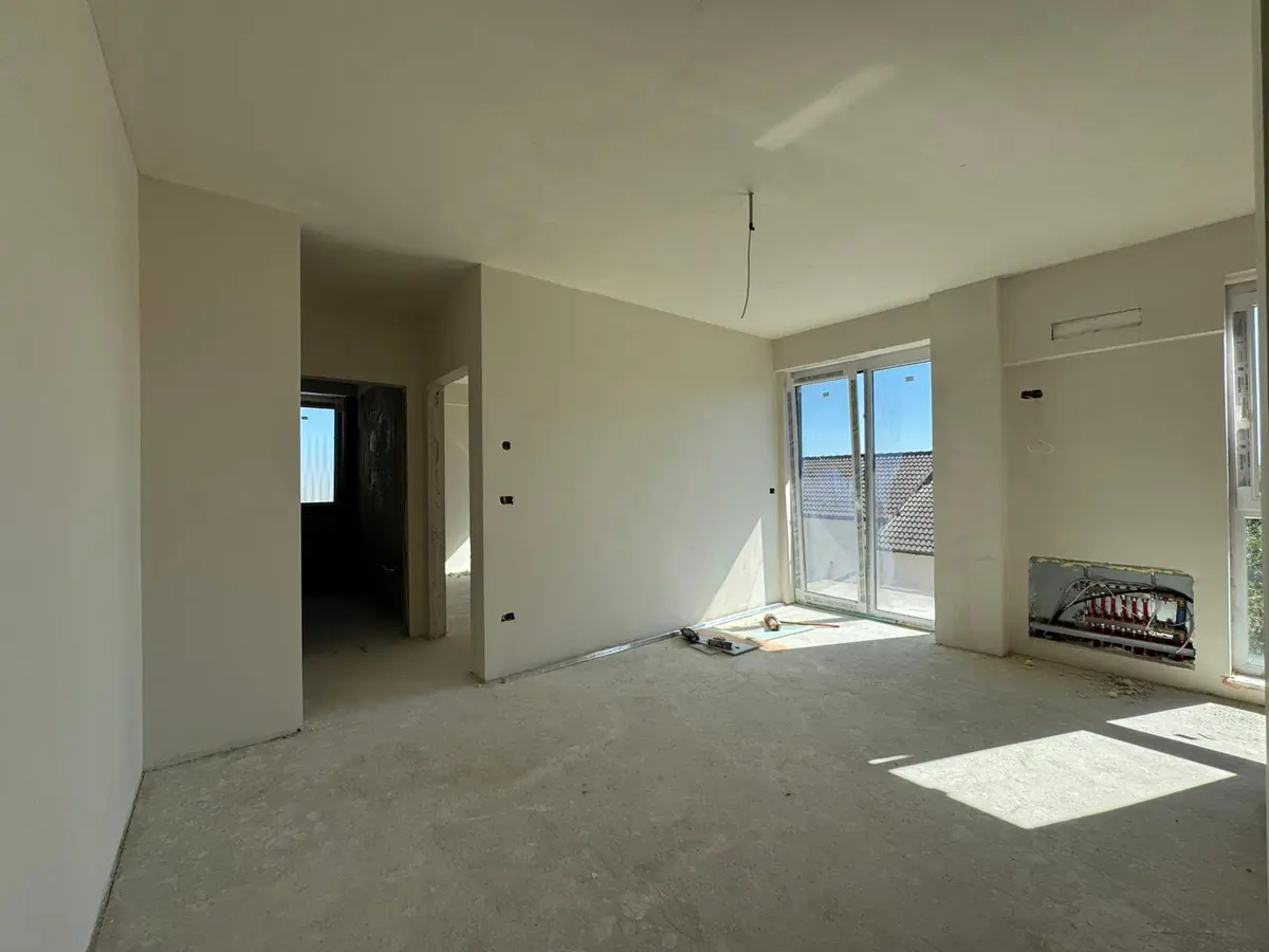 Apartament cu 2 camere, 41 mp utili, etaj 1, bloc nou din 2026, în zona Cetate, fotografia 1