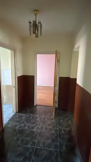 Apartament cu 4 camere de vânzare, zona Cetate, lângă Școala nr. 7, Alba Iulia, fotografia 2