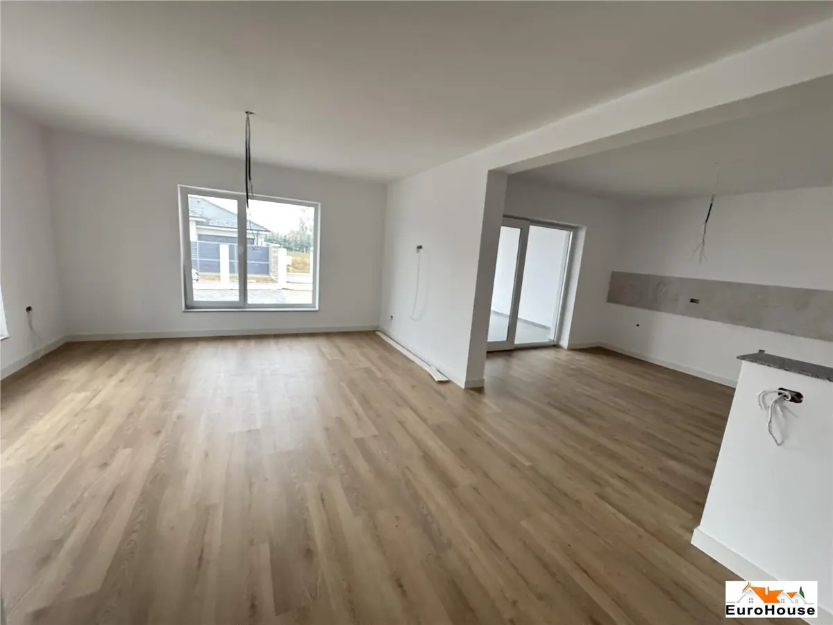 Casa noua pe un nivel de vanzare in Alba Iulia, fotografia 6