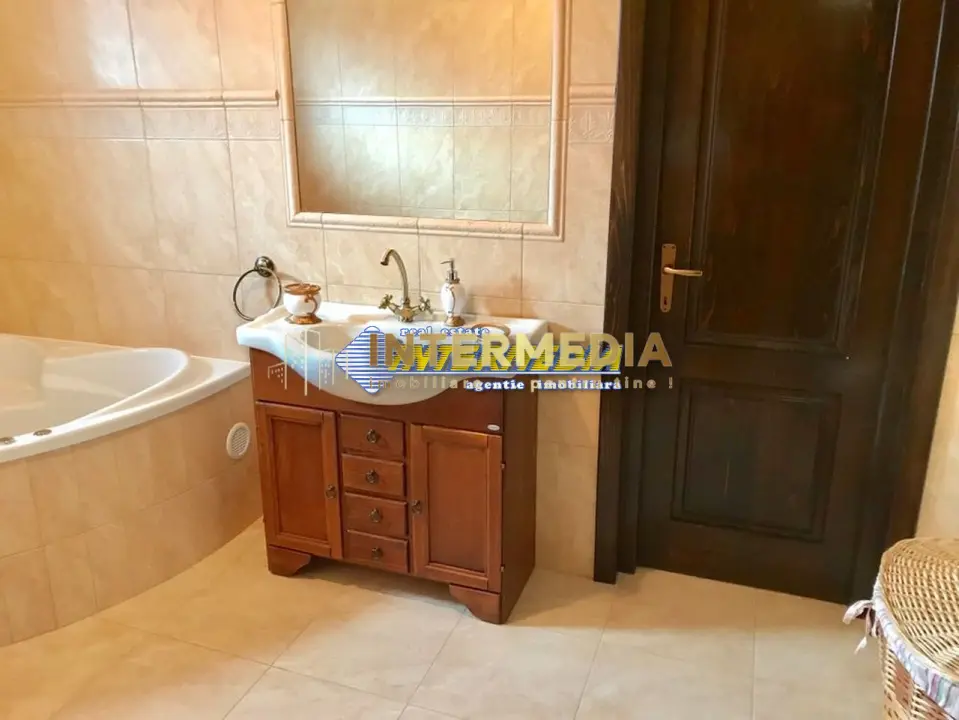 Casa de vanzare Alba Iulia CETATE cu 4 dormitoare si living finisata complet, fotografia 15