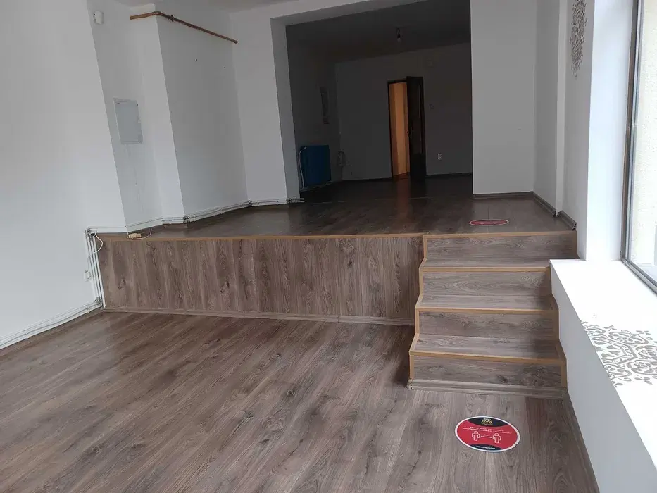 Spațiu comercial de închiriat în Sebeș, în apropierea autogării, fotografia 7