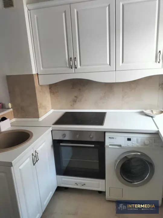 Apartament 3 camere 2 bai, parcare, CETATE mobilat si utilat complet, fotografia 8