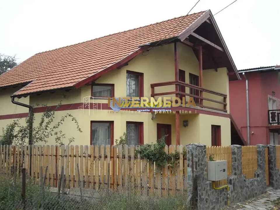 Casa Noua de vanzare in zona Cetate, Alba Iulia, fotografia 1