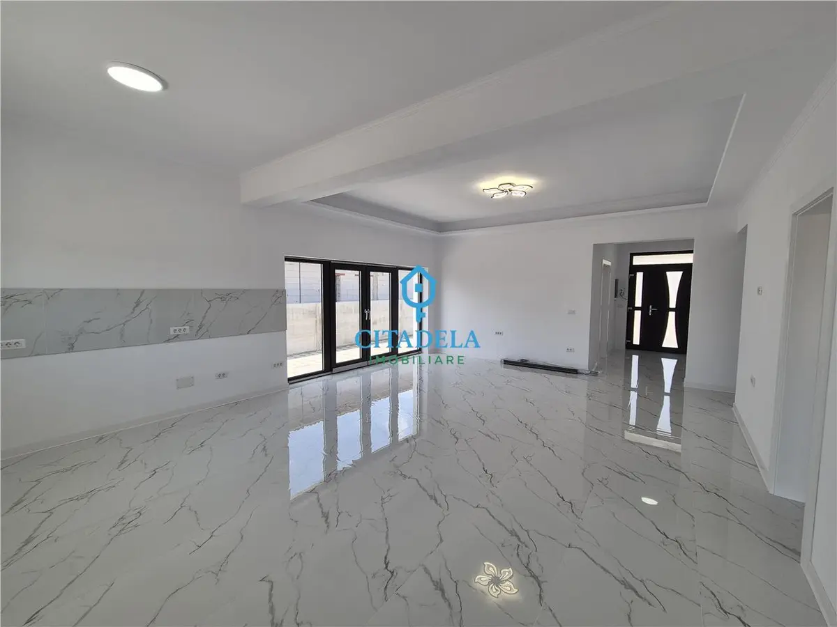 Casă individuală în Alba Iulia, zona Nord-Vest, reper Orizont, fotografia 11