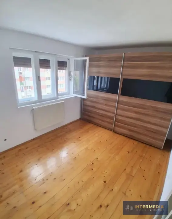 Apartament 2 camere, 50 mp, Cetate zona Piață, finisat complet, fotografia 5