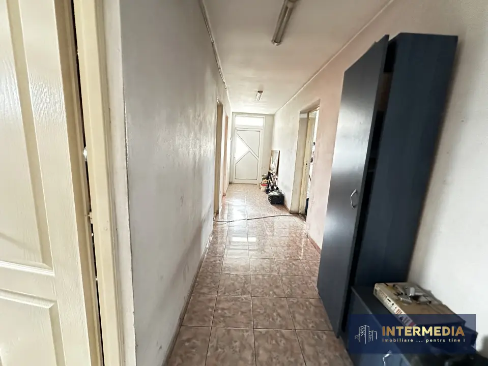 Hala de vanzare 259 mp cu teren 750 mp utilitati, fotografia 11