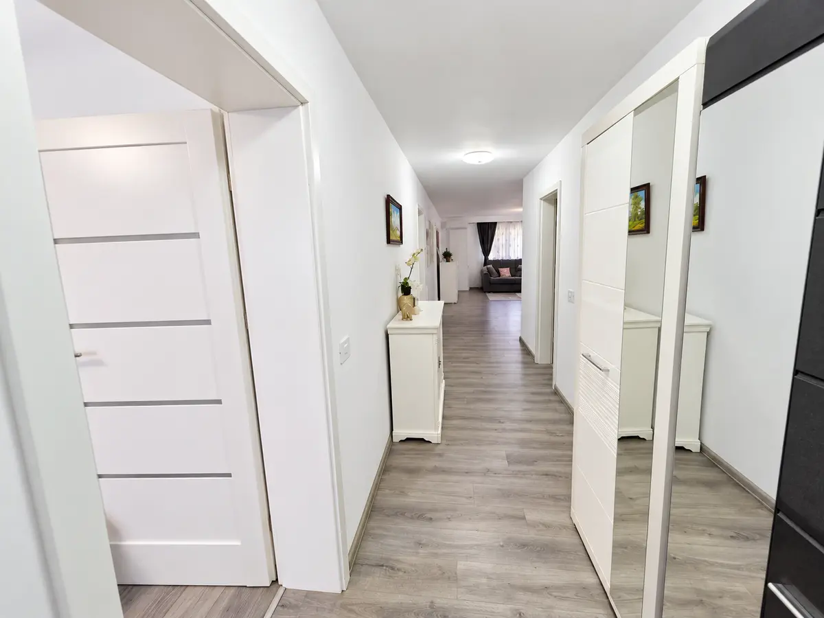 Casă nouă, 4 camere, 2 băi, garaj, 416 mp teren, Cetate, Alba Iulia, fotografia 4