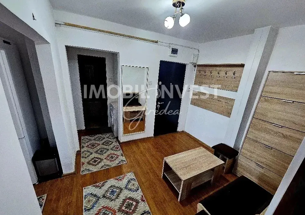 Apartament cu 2 camere, complet mobilat, în Alba Iulia, fotografia 1