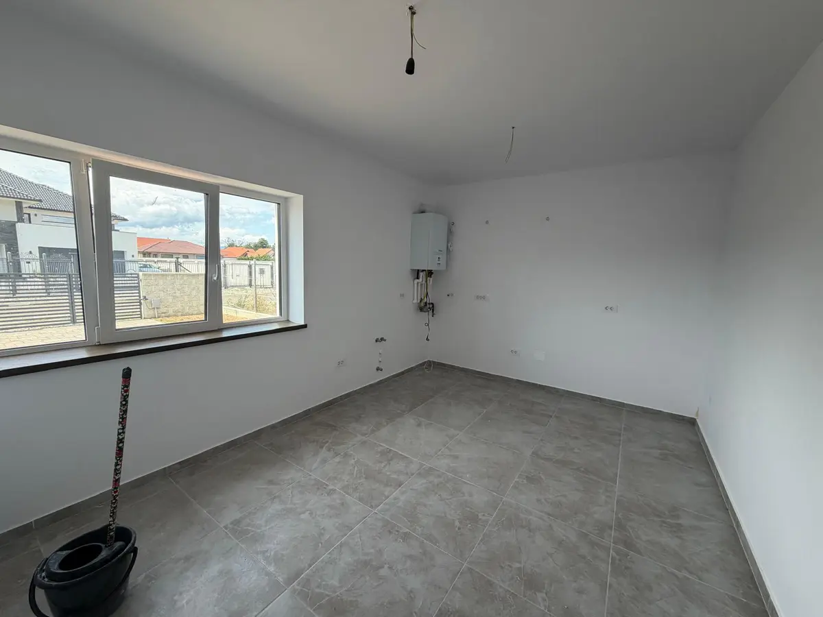 Duplex 4 camere, 3 băi, 2 balcoane și 431 mp teren, Sebeș, fotografia 5