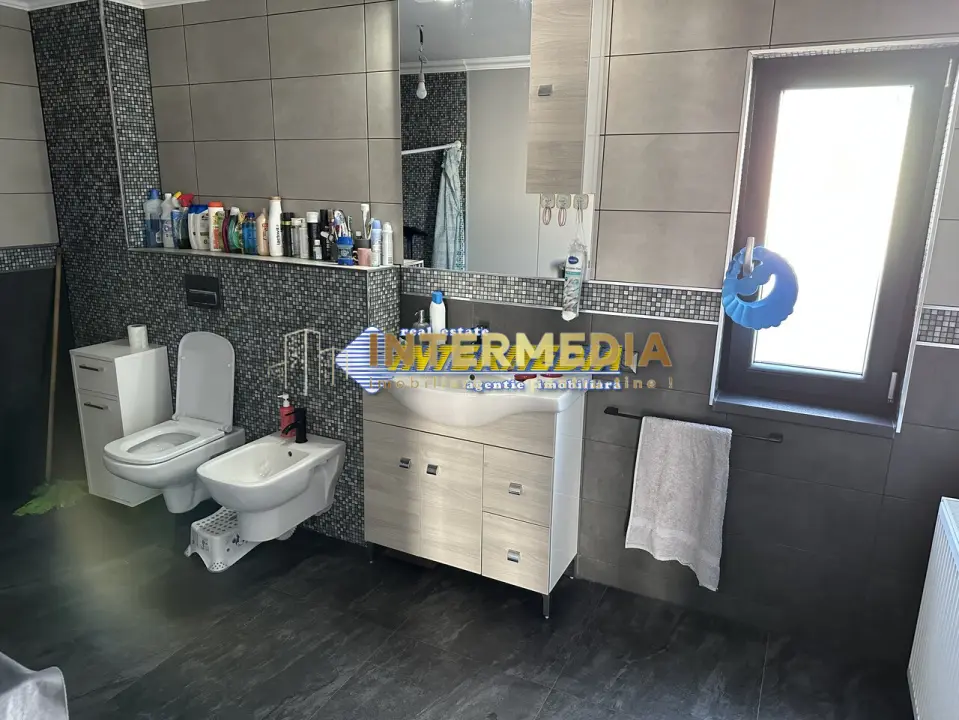 Casa noua de vanzare cu 4 camere in Alba Iulia finisata la cheie zona Micesti, fotografia 13
