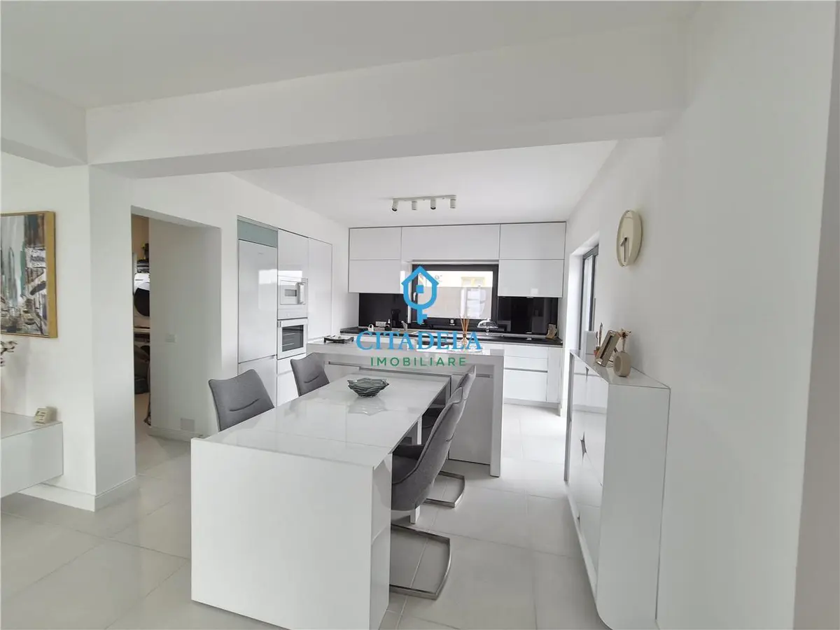 Casă individuală de vânzare în Alba Iulia, zona Nord, reper Orizont, fotografia 3