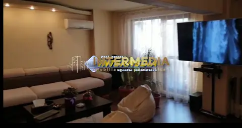 Apartament cu 4 camere decomandat etaj 3 Cetate