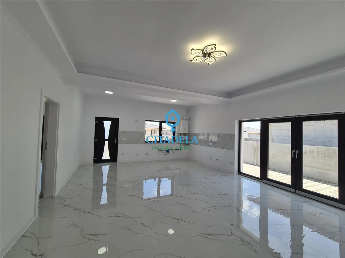 Casă individuală în Alba Iulia, zona Nord-Vest, reper Orizont, fotografia 10