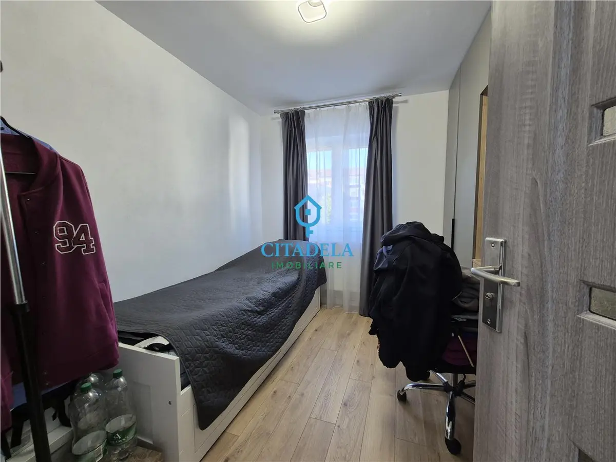 Apartament cu 3 camere decomandat, zona Cetate, Alba Iulia, fotografia 5