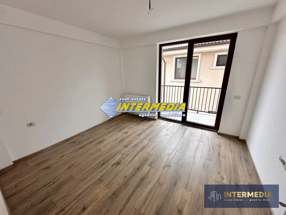 Apartament 2 camere, finisat, 2 balcoane, Bloc NOU, Loc Parcare, Cetate, fotografia 6