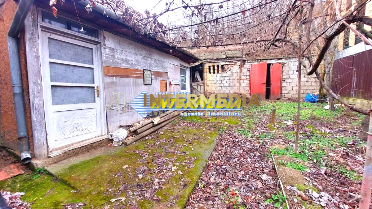 Casa cu 2 camere si 600mp teren in Blaj, fotografia 5