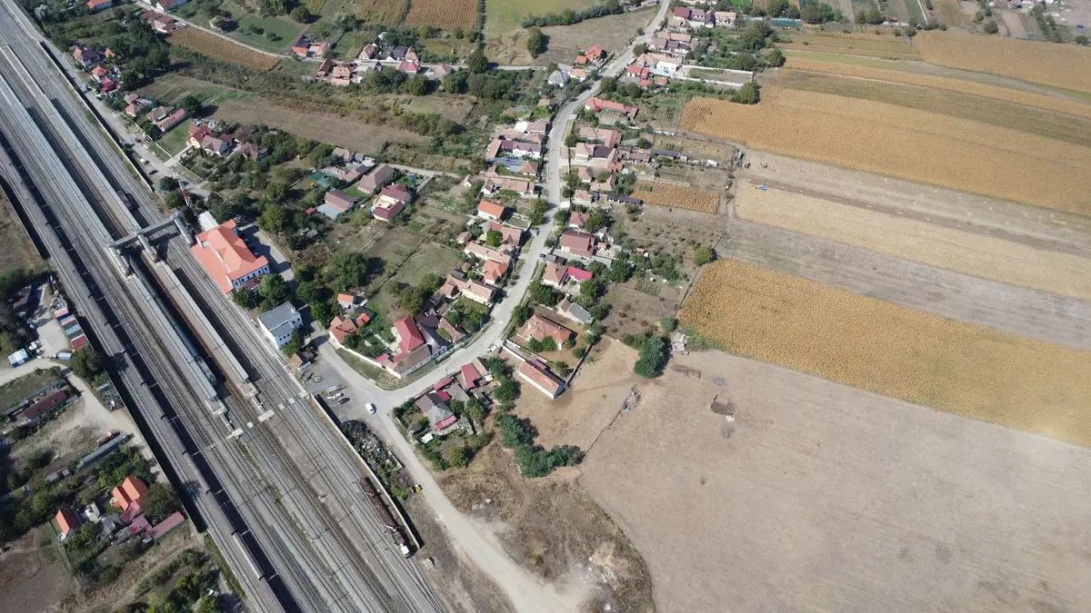 Teren intravilan pentru construcții industriale, hale și depozite, Vințu de Jos, lângă Sebeș, fotografia 3