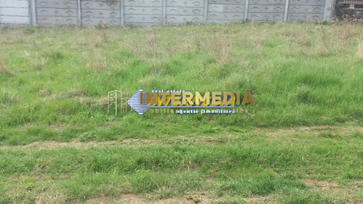 400 mp 600 mp Teren Intravilan de vanzare Alba Iulia Zona Cetate Skit, fotografia 4